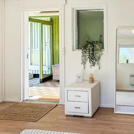 4 Bedroom Cozy In Gilleleje